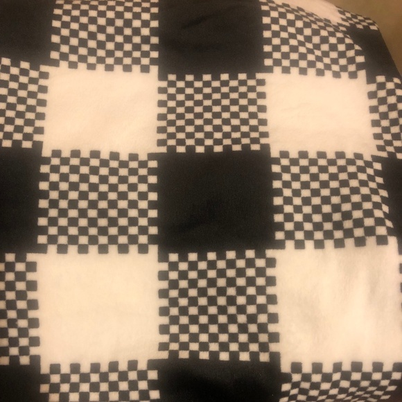 No Boundaries Soft Velour Black Buffalo Plaid Leggings XXX/3X/23-25 NEW - Picture 5 of 5